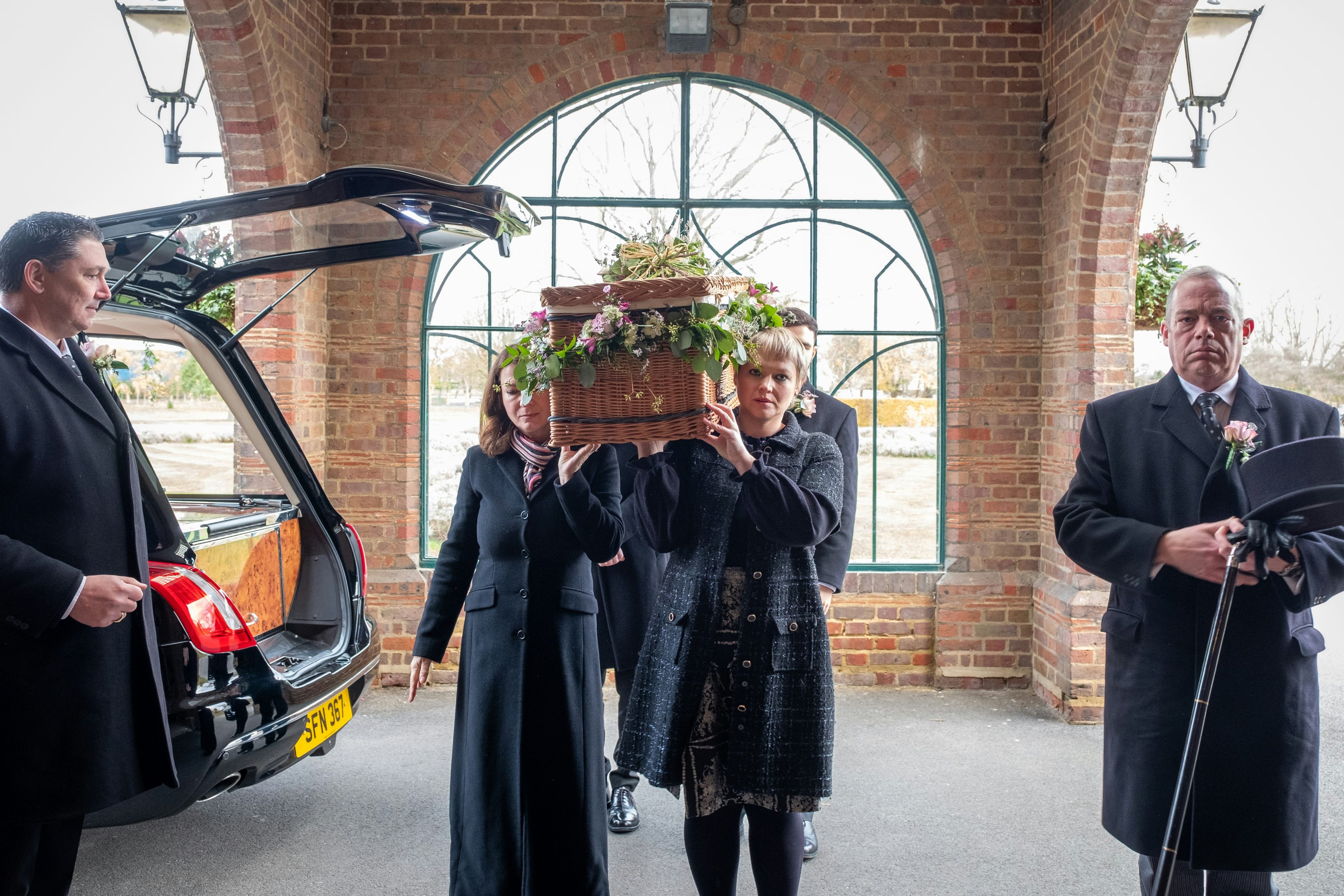 Direct Cremation: Why Families Need Clearer Information Before They Choose